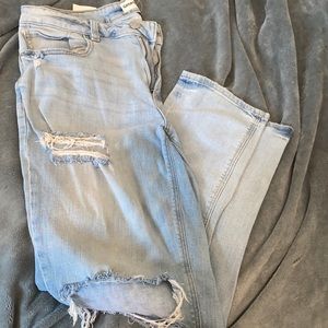 Garage size 9 girlfriend stretch jeans